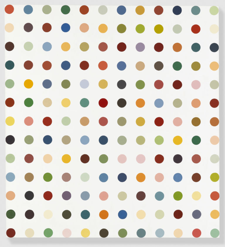 DAMIEN HIRST 1991 Methoxyverapamil© Damien Hirst and Science Ltd Gagosian a pois. C’è Damien Hirst