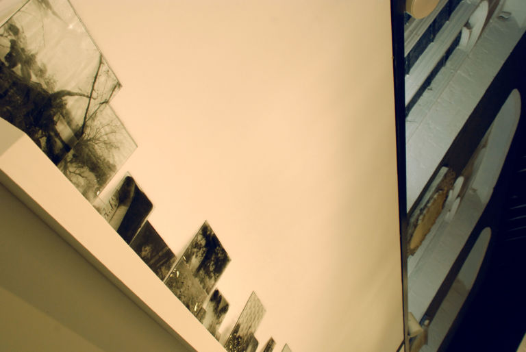Francesca Lazzarini Aleph series 2011 photograph on glass Lo spazio della memoria. Due artiste italiane varcano la Manica per approdare nella gotica Salisbury, ecco il fotoreport di Artribune