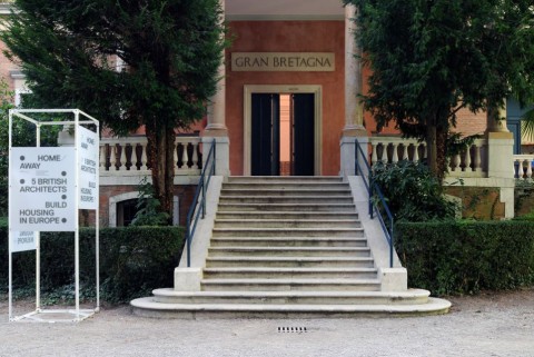 Il padiglione inglese alla Biennale di Venezia Il chi, come e perchè dell'architettura inglese, in otto mesi. Prende forma il padiglione UK per la Biennale di Architettura di Venezia 2012