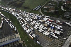 E se il Movimento dei Forconi-Tir bloccasse le opere in viaggio per Arte Fiera? Per un po’ si è temuto il peggio, poi il sospiro di sollievo