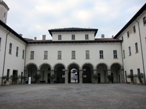 Palazzo Arese Borromeo Cesano Maderno Cinque satelliti per le eccellenze culturali. In affanno sul fronte nuove strutture, Milano scopre le potenzialità del sistema delle Ville Gentilizie