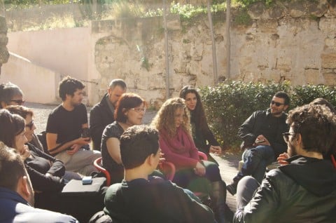 unassemblea dei Cittadini per il Museo Riso nel giardino dei Palazzo Riso foto Mariangela Insana Sicilia burning. La rivolta dei Forconi e dei musei