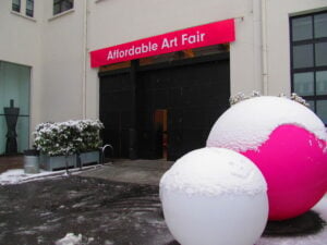 Affordable Art Fair Updates: non ci credete? Fuori dal Superstudio beccato un bagarino a vendere biglietti a 5 euro