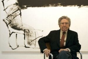 Era uno degli ultimi con cui era obbligatorio fare i conti, per mettere ordine nell’arte del Novecento. Tanti gli omaggi ad Antoni Tàpies, li ripercorre lo storify di Artribune