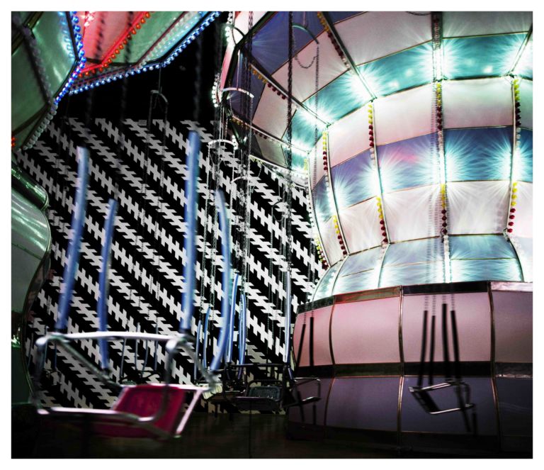 EC2011 Ho݈ller 0582hr La giostra dell’illusione