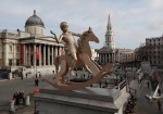 Elmgreen and Dragset Powerless Structures Fig. 101 2012 2 Un bambino scolpito di bronzo nel mezzo di Trafalgar. Svelata a Londra la statua equestre di Elmgreen e Dragset, ultima opera del progetto “Fourth Plinth”