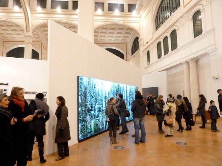 Giacomo Costa Private Garden I grandi nomi dell'arte contemporanea al confronto col fuoco della natura. Ecco chiccera all'inaugurazione della mostra triestina. Negli spazi incredibili dell'ex pescheria