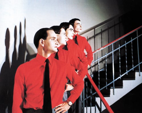 Musica al museo. Il MoMA celebra i Kraftwerk, con ben otto, eccezionali, performance. Se siete a New York, non potete perderle