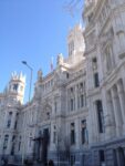 Palacio de Cibeles 1 Madrid Updates: per chi ha tempo di fare un piccolo giro fuorifiera la grande novità è il Palacio de Cibeles. Eccolo, il video-blitz