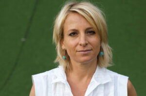 Il futuro di Artissima è donna: è Sarah Cosulich Canarutto il nuovo direttore artistico della fiera torinese. A novembre 2012 la sua prima edizione