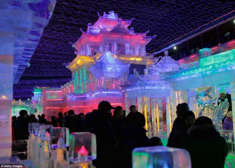 pechino festival “Gli Imperdibili” della settimana. La performance secondo Hennessy, le liste di Leonardo e Obama spara-caramelle