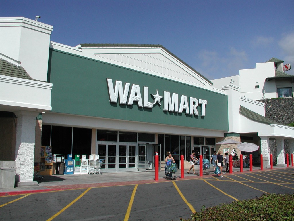 Là dove c’era l’arte… Wal-Mart piazza un nuovo megastore a Miami, e “sfratta” le fiere Scope, Red Dot e Art Asia dalla storica location
