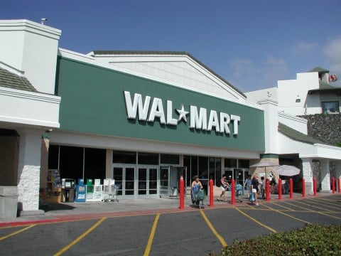 wal mart Là dove c’era l’arte… Wal-Mart piazza un nuovo megastore a Miami, e “sfratta” le fiere Scope, Red Dot e Art Asia dalla storica location