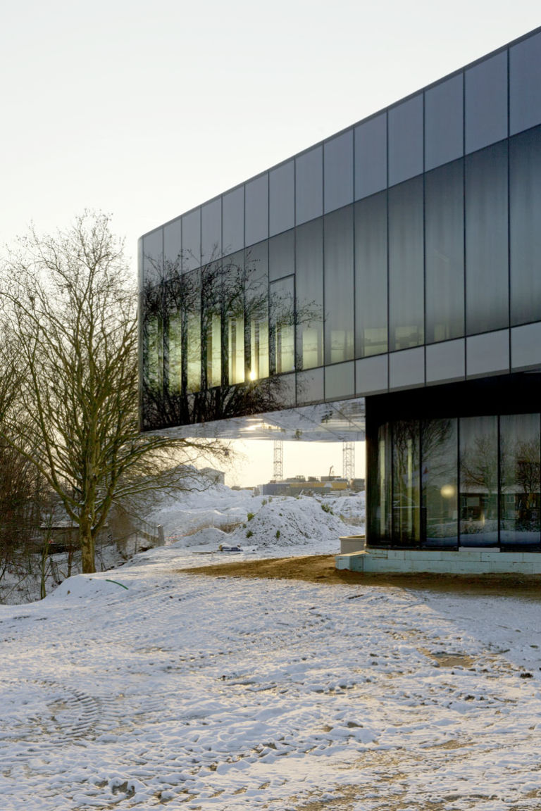 2 Regiocentrale Zuid ©Jan Bitter Il tempio delle acque, in Olanda. Volumi griffati Wiel Arets Architects per il nuovo centro direzionale di Maasbracht