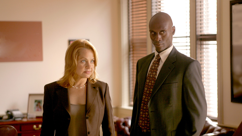 Rhonda Pearlman e Cedric Daniels in The Wire.