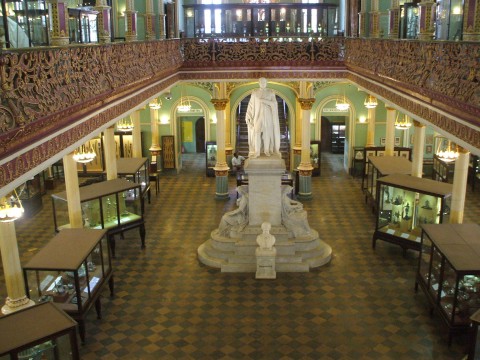 Bhau Daji Lad Museum ZegnArt, avanti con stile