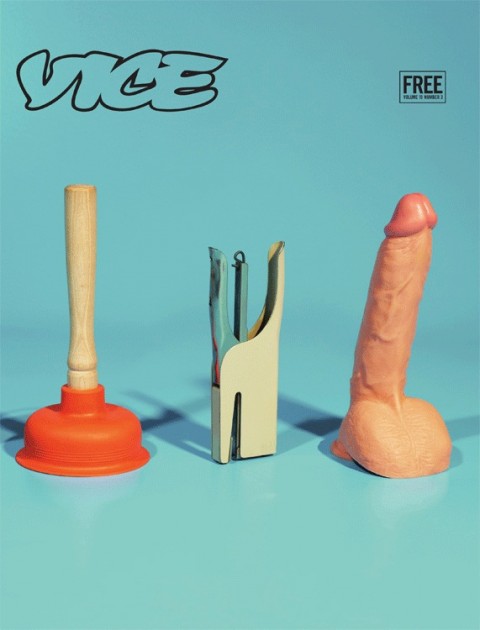 La cover censurata di Maurizio Cattelan e Pierpaolo Ferrari foto Vice Cattelan censored. Ma quanto sono bacchettone le Poste Usa? Ecco la (porno?)cover oscurata dal free press Vice