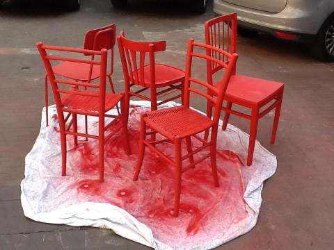 foto 6 Osservare Milano, da una seggiola rossa. Art For Business vi suggerisce il luogo, i vostri occhi ne coglieranno la bellezza. Pedalando in cerca dello scorcio più magico