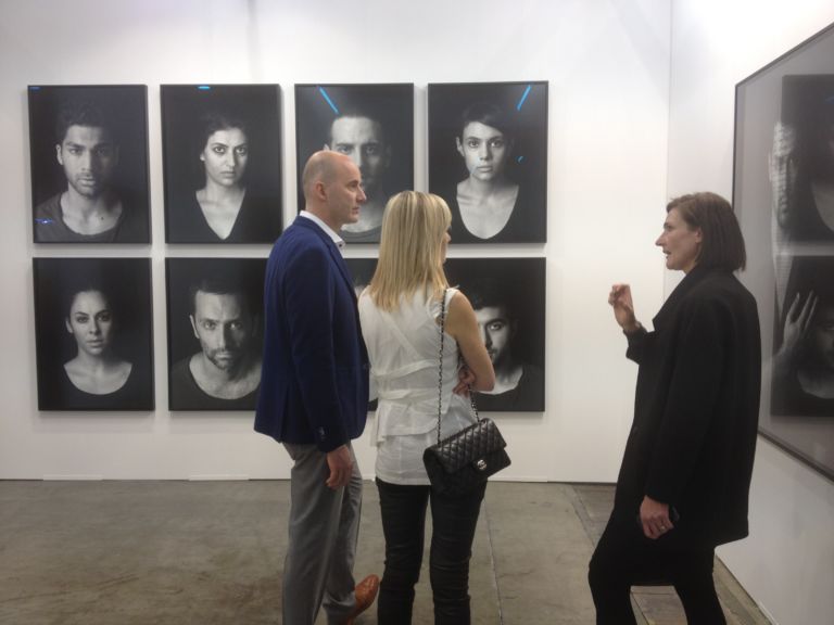 Art Brussels 2012 32 Brussel Updates: live from preview, ecco le primissime foto degli stand. A chi lo diamo, il premio della migliore presenza italiana?