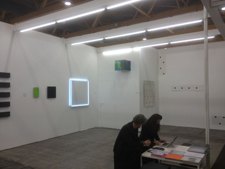 Art Brussels 2012 35 Brussel Updates: live from preview, ecco le primissime foto degli stand. A chi lo diamo, il premio della migliore presenza italiana?