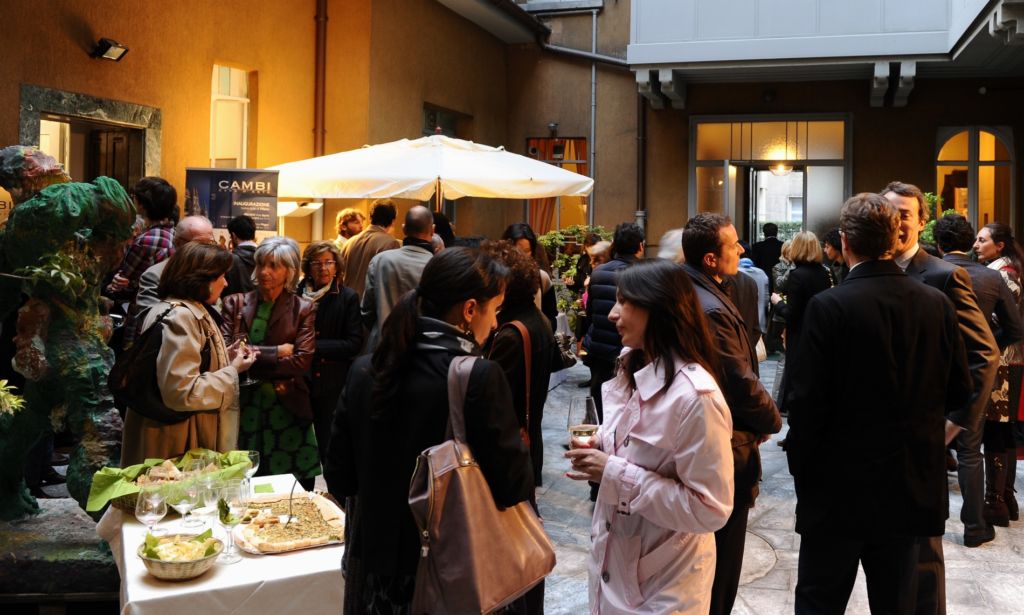 Ancora case d’asta, ancora a Milano. Nuova sede in via Senato per la genovese Cambi Casa d’Aste, che debutta presentando le prossime vendite liguri