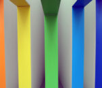 SAM 1939 Triennale Design Museum, spazio al colore e alla linea. Gli arcobaleni di Fabio Novembre per un tuffo nel graphic design italiano. Tutte le foto dell’allestimento
