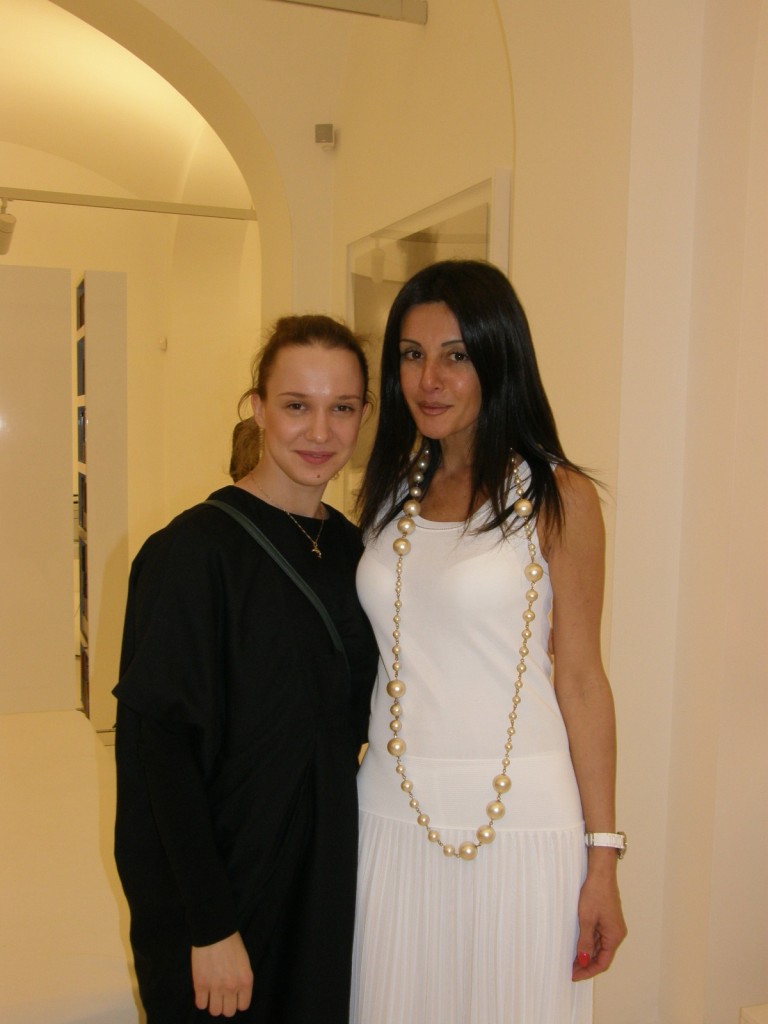 Polina Kanis featuring Rebecca Russo: opening al centro Videoinsight, ecco chiccera all’appuntamento torinese