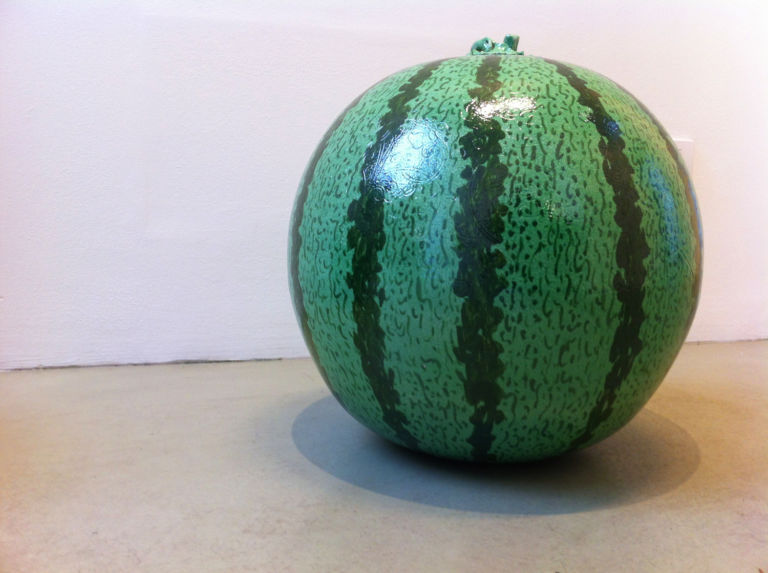 AI WEIWEI Watermelon 2006 porcelain. Courtesy the artist and Lisson Gallery. Photo G. Pisapia Ai Weiwei, il maestro ceramista