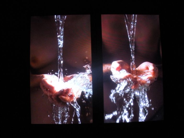 Bill Viola Ablutions 2005 Video Installazione Sacre conversazioni in video. Bill Viola chez Panza