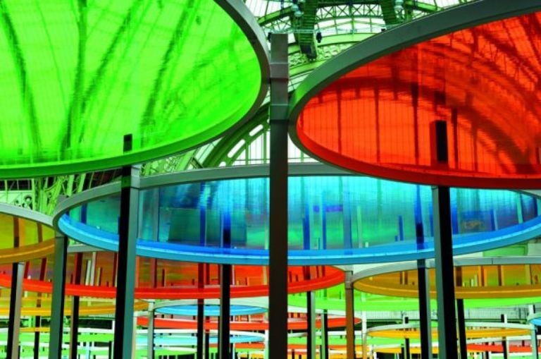 Daniel Buren Excentriques travail in situ 2012 Monumenta Parigi 3 Daniel Buren chez soi. Si inaugura la monumentale installazione Excentriques(s) per Monumenta 2012, ecco le immagini dal Grand Palais di Parigi