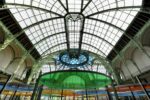 Daniel Buren Excentriques travail in situ 2012 Monumenta Parigi 5 Daniel Buren chez soi. Si inaugura la monumentale installazione Excentriques(s) per Monumenta 2012, ecco le immagini dal Grand Palais di Parigi