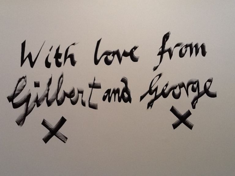 Gilbert and George da Ileana Sonnabend New York Updates: a Chelsea il pubblico dell'arte scodinzola fra le innumerevoli gallerie. Un assaggio fotografico dell’art district per eccellenza
