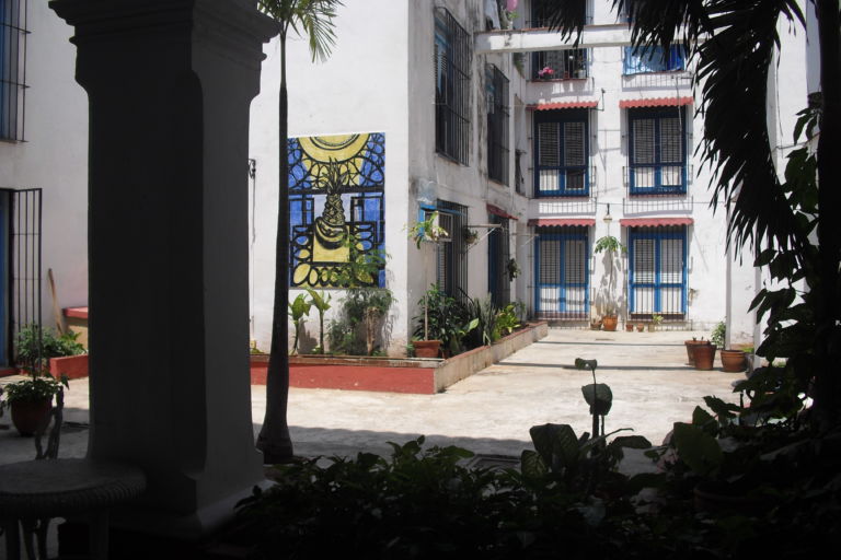 Mostre off Bienal de La Habana 9 La Habana Updates: non solo Biennale, anche per gli italiani. In attesa di vedere il padiglione tricolore, spazio a Renato Mambor e Gino Marotta
