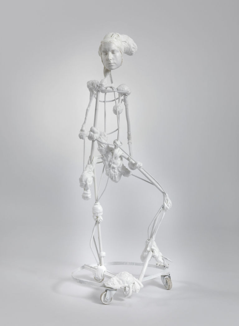 Pawel Althamer Zusanna 2011 © Pawel Althamer. courtesy neugerriemschneider Berlin and Foksal Gallery Foundation Warsaw Photo Jens Ziehe Berlin Da Berlino a Bolzano. Arrivano al Museion gli zombies di Pawel Althamer, in anteprima le immagini di mostra e progetto performativo