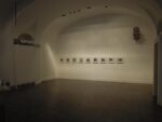 1.Alessandra Spranzi e Richard Wentworth veduta della mostra presso Nicoletta Rusconi Milano 2012 Spranzi e Wentworth: dialoghi silenziosi