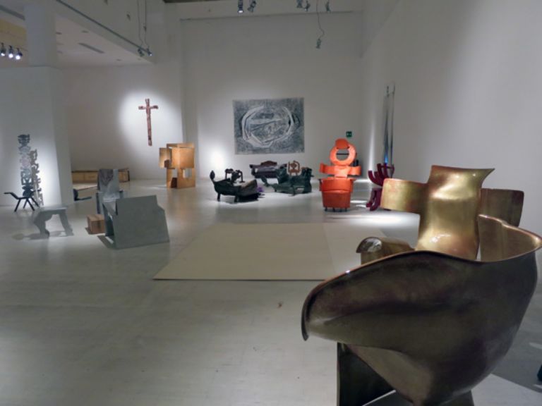 Casamatta Triennale Design Museum Milano 4 La Casa più Matta che ci sia? Quella disegnata da Sebastián Matta. Al Triennale Design Museum gli arredi ideati dal grande artista, su Artribune la foto-video-preview