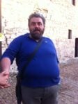 Corrado Gugliotta de La Veronica Dalle Radici alle Visioni, prosegue la due giorni abruzzese del contemporaneo. A Civitella del Tronto tutti incantati dalla performance di Luigi Presicce. Eccovi il video