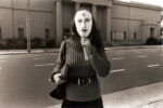 Liliana Maresca, dalla serie Liliana Maresca frente al Museo Nacional de Bellas Artes, Buenos Aires, 1984. Photo Marcos López