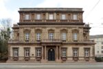 Ständehaus – Kassel – foto Nils Klinger dOCUMENTA 13 dOCUMENTA (13), geopolitica e istruzioni per l’uso. Pochi giorni all’apertura, ecco tutto quel che serve sapere se intendete fare una visita a Carolyn Christov-Bakargiev…