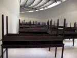 salcedoalta Doris Salcedo, la terra e i tavoli