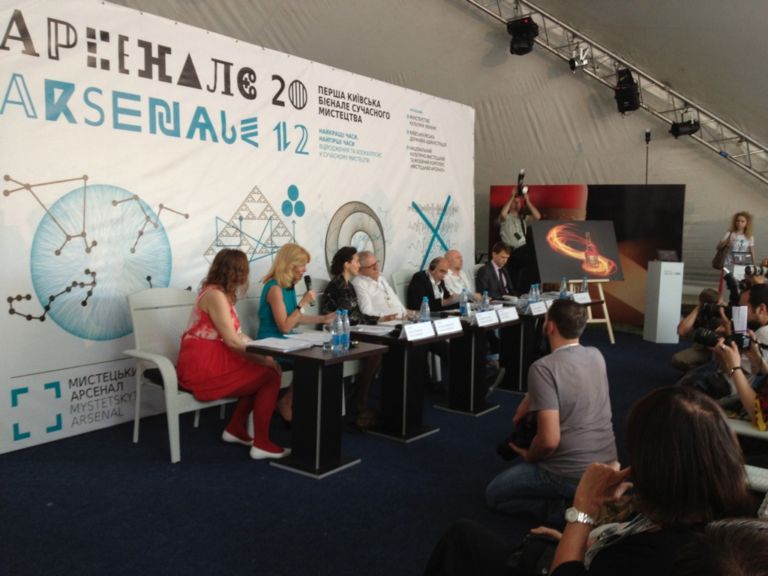 Biennale di Kiev Conferenza stampa Non solo calcio, anche Kiev ha la sua Biennale