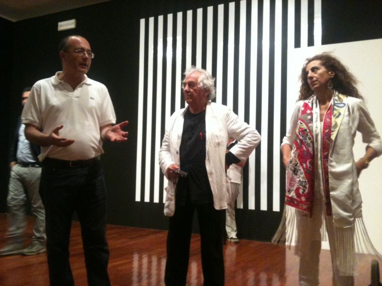 Daniel Buren al museo Marca foto Luca Labanca 2 Scolacium come il Grand Palais. Fra il parco archeologico calabrese e il Museo Marca, arrivano le Intersezioni di Daniel Buren, qui il fotoreport