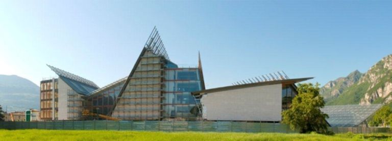Il nuovo Museo delle Scienze di Trento foto Muse Trento come Londra. Anche qui un’architettura di Renzo Piano pronta, anche qui una “scatola” che ora spetta ad altri riempire: ecco le immagini del nuovo Museo delle Scienze
