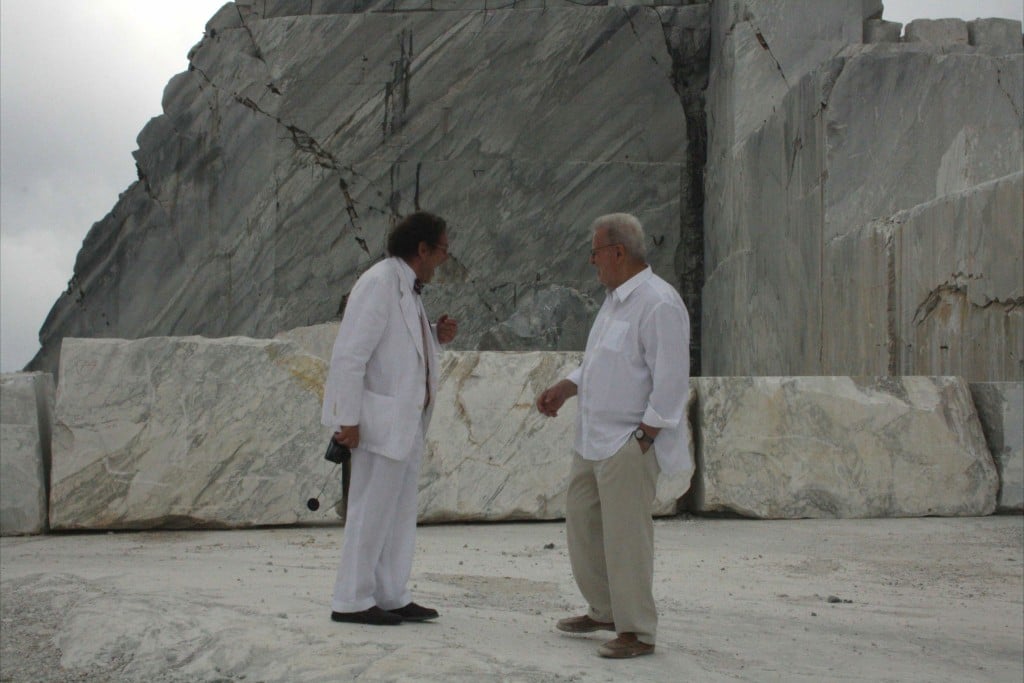 Sulle Alpi Apuane, a ricordare quando qui passavano Moore, Mirò, Cragg. Ci pensa il Premio Fondazione Henraux: ecco la fotocronaca della prima edizione…