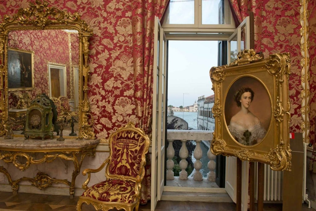 Una grande festa italo-austro-francese. Venezia ritrova gli Appartamenti Imperiali d’Austria, le stanze di Sissi, da domani aperte al pubblico nel Museo Correr. Su Artribune le prime foto
