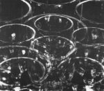 Tina Modotti Glasses 1924 Genio e sregolatezza di una indimenticabile pasionaria. Pordenone celebra Tina Modotti con un evento promosso dal festival Maravee Eros. Tra musica e video proiezioni