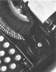 Tina Modotti La macchina da scrivere di Mella 1928 Genio e sregolatezza di una indimenticabile pasionaria. Pordenone celebra Tina Modotti con un evento promosso dal festival Maravee Eros. Tra musica e video proiezioni