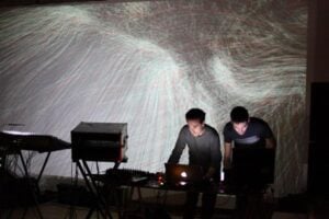 Naufragi elettronici a Roma. È il lungo weekend di Aggregator, festival di arti digitali. Sperimentazioni video-sonore, tra il Maxxi e il S. Cecilia. Tutto con ingresso free