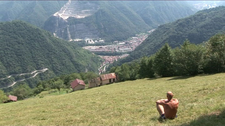 ok Veneto Piccola Terra Tutti i nomi di Lago Film Fest. Tante menzioni e un vincitore assoluto: trionfa il brasiliano Aly Muritiba. Cade nel vuoto il Premio Sonego per gli sceneggiatori