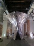 Arsenale Arum di Zaha Hadid Arch Venezia Updates: prime impressioni (e foto) dalla Biennale Architettura, versante Arsenale. Al bando il protagonismo, spazio alle visioni condivise? No, gente come Hadid o Herzog & de Meuron non ce la può fare...